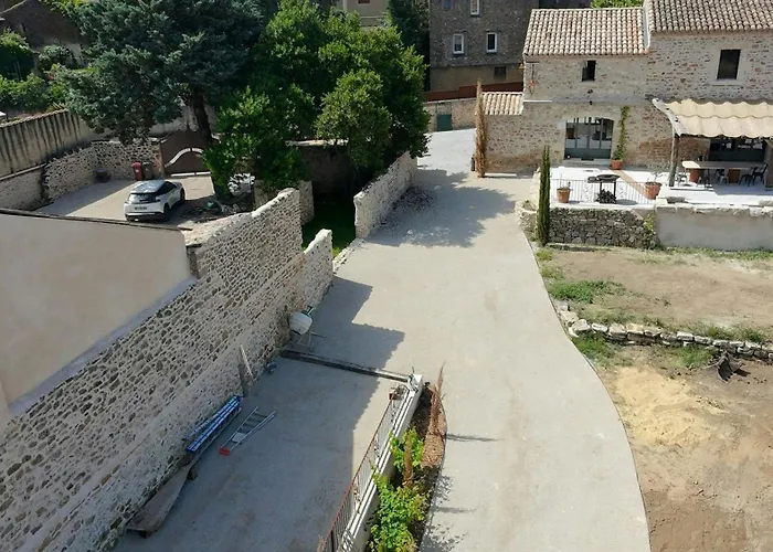 Stone With Pool Between Uzes And Avignon * Tresques